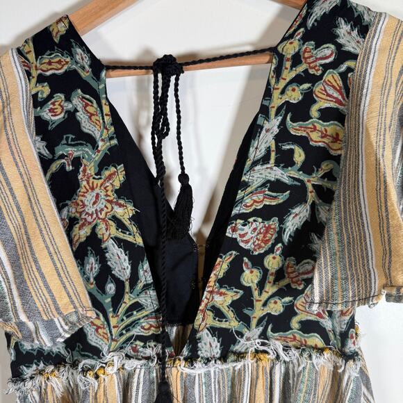 Free People Under The Sun Tunic Size Small Boho Flutter Sleeve Patchwork Top - Picture 4 of 12